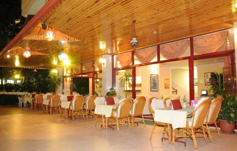 Amber-Rose Apart Hotel Alanya Bagian luar foto