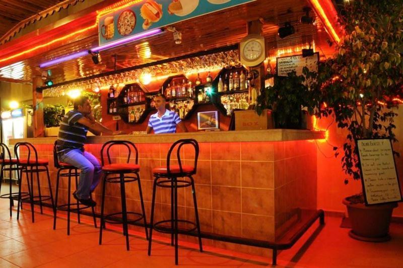 Amber-Rose Apart Hotel Alanya Bagian luar foto