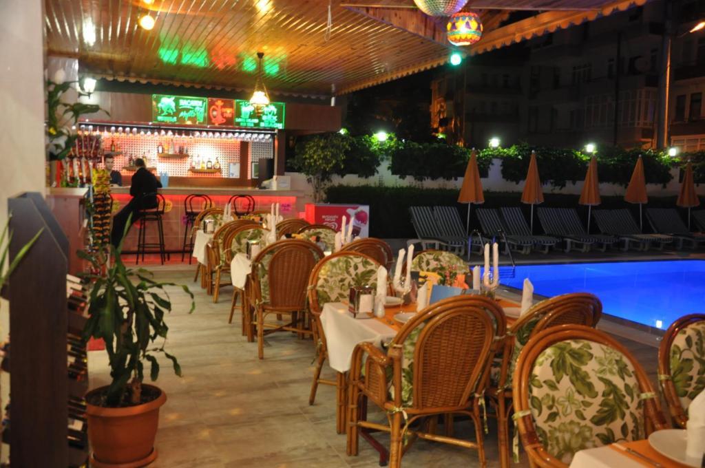 Amber-Rose Apart Hotel Alanya Bagian luar foto